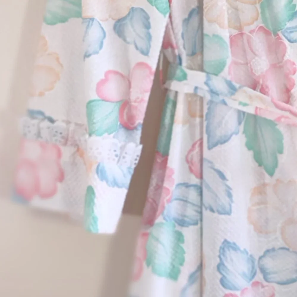Vintage Beth Michaels Floral Seersucker & Lace Robe Cottage Garden  Medium NWOT - Picture 7 of 14